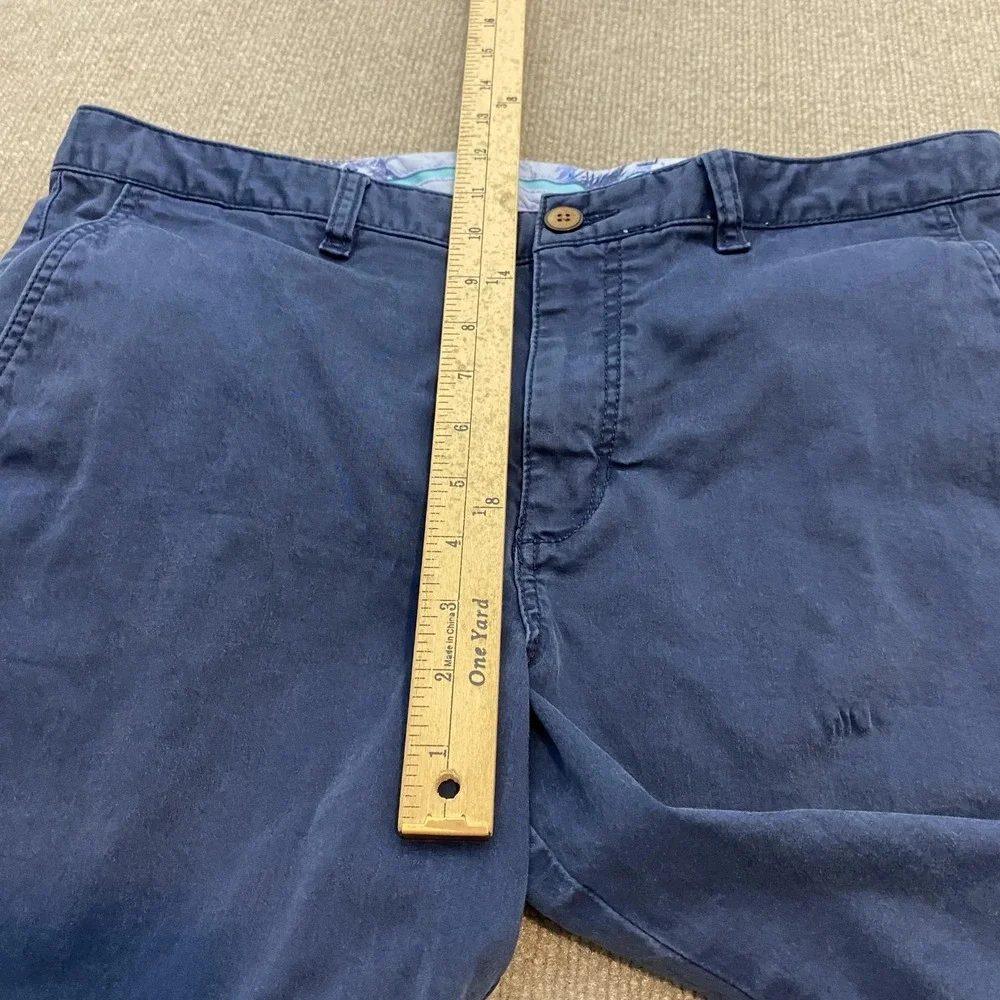 Tommy Bahama Shorts Mens 35 Blue Stretch Chino Relaxed Fit 10 Inch Inseam Casual